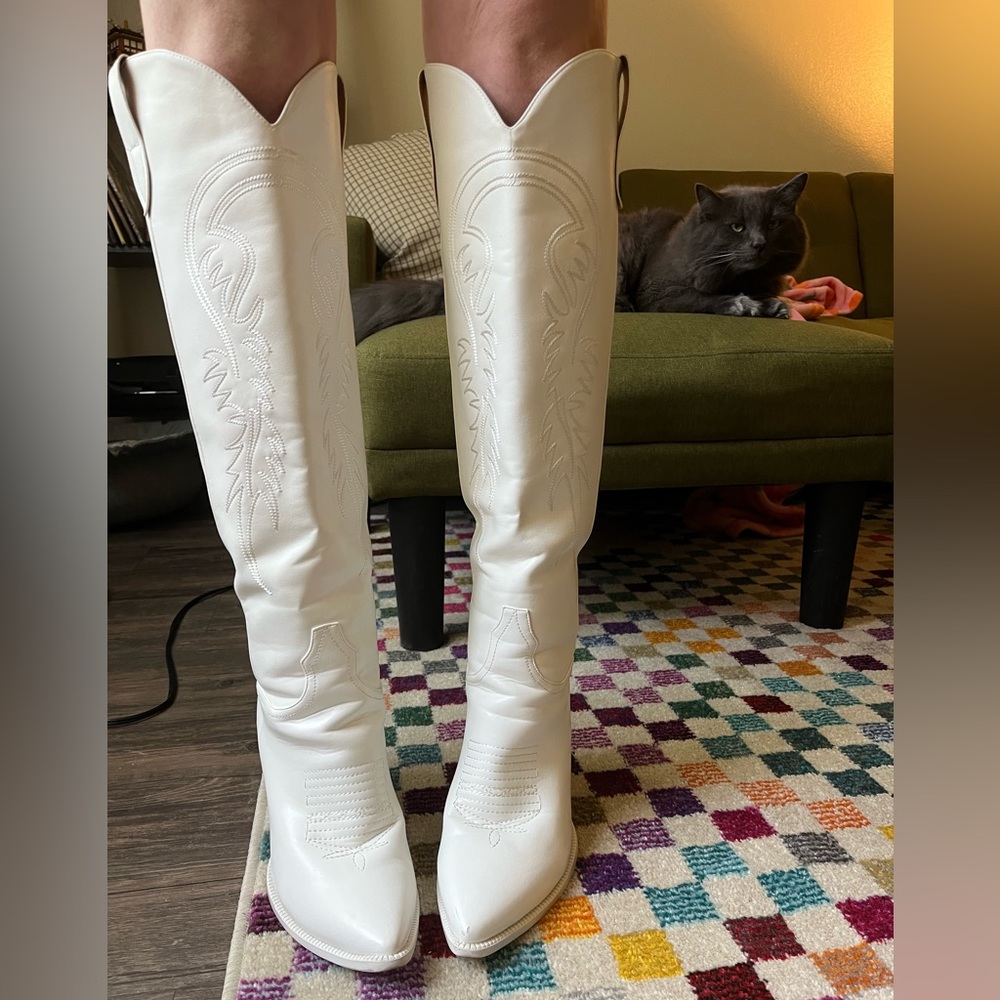 White Cowgirl Knee-high Boots